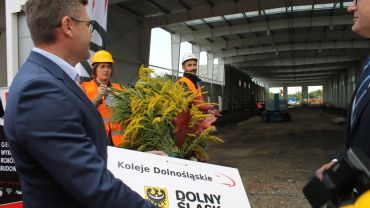 Pociągi Kolei Dolnośląskich będą serwisowane w Legnicy [ZDJĘCIA]