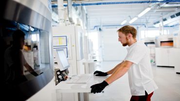 Lider branży druku 3D otworzył pod Wrocławiem fabrykę. Szuka pracowników [ZDJĘCIA]
