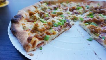 TuWroclaw.com poleca: pizza z Manii Smaku
