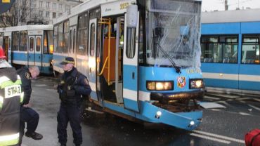 MPK wyjaśnia okoliczności wtorkowego zderzenia tramwajów [OFICJALNY KOMUNIKAT]