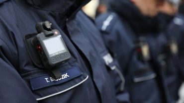 Wrocław: kamery na policyjnych mundurach jeszcze przed świętami