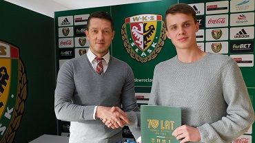 Śląsk ma nowego bramkarza. 16-letni talent z profesjonalnym kontraktem