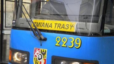Poniedziałek w MPK Wrocław. I już dwie awarie: autobusu i tramwaju