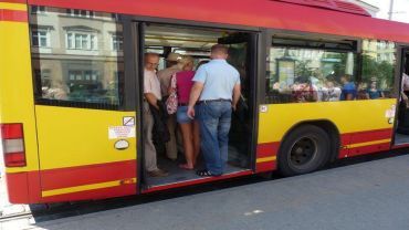 Wypadek na obrzeżach Wrocławia. Autobusy kursowały objazdem