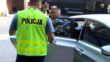 Wrocław: dwaj młodzi mężczyźni pobili i okradli taksówkarza
