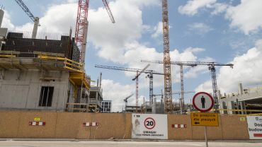 Wrocław: śmierć na budowie biurowca. Nie żyje 46-letni budowlaniec