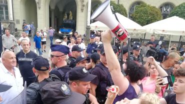 Temat Tygodnia: Czy władze Wrocławia mogą i powinny rozwiązywać manifestacje narodowców?