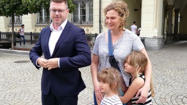Jerzy Michalak chce zmienić zasady rekrutacji do żłobków i przeznaczyć więcej pieniędzy na opiekę nad dziećmi