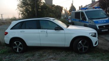 Wrocławscy policjanci odzyskali drogi luksusowy samochód