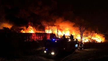 Wielki pożar przy Szczecińskiej. Na miejscu 35 zastępów straży pożarnej[ZDJĘCIA, WIDEO]