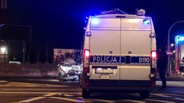 Nocny wypadek na Świeradowskiej. Cztery osoby ranne