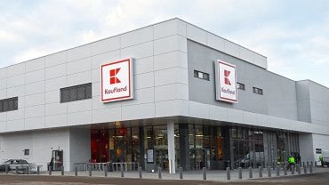 Alarm bombowy i ewakuacja we wrocławskich sklepach Kaufland