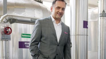 Grzegorz Ślak: Samochód tankuję tylko swoim biopaliwem, a gości podejmuję wódką z Wrocławia [WYWIAD]