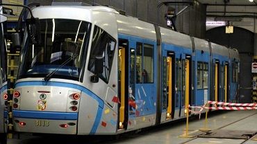 Awaria tramwaju na Legnickiej. Utrudnienia dla pasażerów MPK