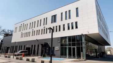 Politechnika Wrocławska otwiera nowoczesny budynek z 12 laboratoriami