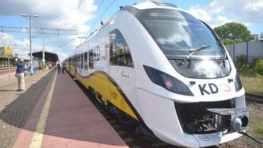 Inauguracja połączenia kolejowego z Wrocławia do Lubina z problemami