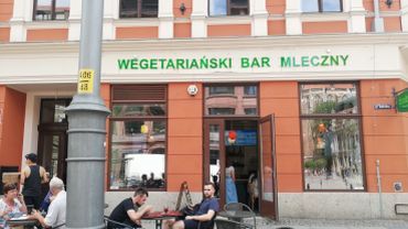 W centrum Wrocławia powstał wegetariański bar mleczny [ZDJĘCIA]