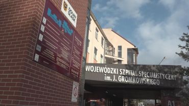 Koronawirus we Wrocławiu. Pacjent zdrowieje, służby namierzyły współpasażerów [WIDEO]