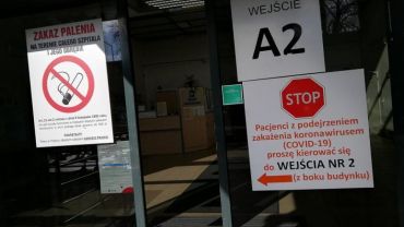 Wrocław: 66-latek wyleczony z koronawirusa wychodzi ze szpitala. To osoba bezdomna