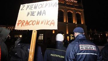 Dziemianowicz-Bąk broni praw pracowników poczty