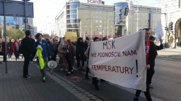 Wrocławska młodzież wyjdzie na ulice. Uczniowie domagają się dodatkowego przedmiotu w szkole