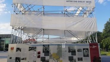 Plenerowa wystawa na placu Wolności. Można ją oglądać za darmo [ZDJĘCIA]