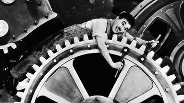 „Jedna z pierwszych ikon kina”. Sierpień z Chaplinem w Dolnośląskim Centrum Filmowym