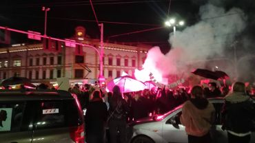 Strajk Kobiet zablokował Wrocław: samochodami, motocyklami i pieszo [ZDJĘCIA, WIDEO]