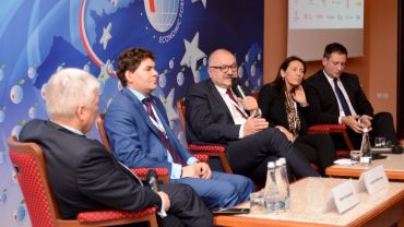 Forum Ekonomiczne przenosi się z Krynicy na Dolny Śląsk