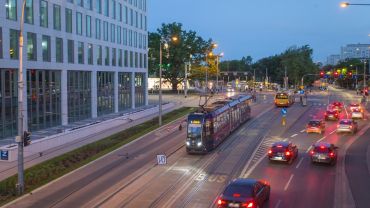 MPK Wrocław w Sylwestra i Nowy Rok. Jak kursują autobusy i tramwaje?
