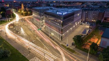 Duży bank urządza call center we Wrocławiu. Zajmie pół piętra nowego biurowca