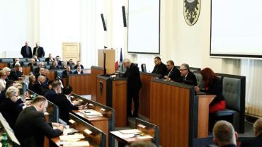 Polityczna wojna o Dolny Śląsk. Nowoczesna stawia warunki Platformie