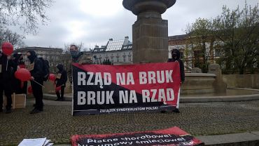 1 maja we Wrocławiu. Anarchiści manifestowali w centrum miasta [ZDJĘCIA]