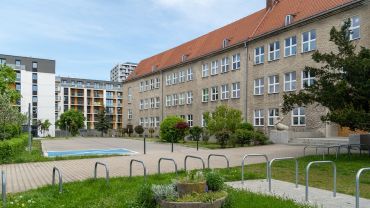 Wrocław: osiedlowy targ wraca po przerwie w nowej lokalizacji