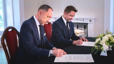 Wrocławska Akademia Muzyczna podpisała umowę o współpracy z gminą Duszniki-Zdrój