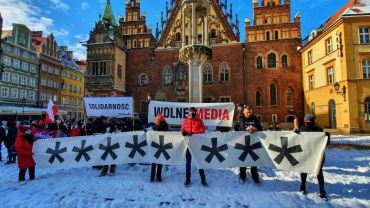 „Polska przeciw PiSowładzy”. Będzie kolejny protest w obronie wolnych mediów i TVN