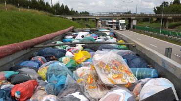 Kolejny transport odpadów do Polski przechwycony