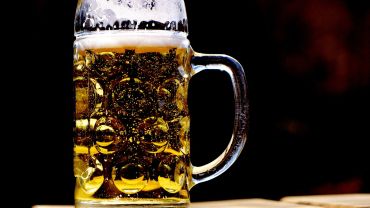 GIS ostrzega: To piwo bezalkoholowe zawiera alkohol i to aż 5%!