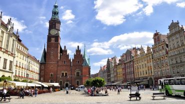 Szukasz mieszkania we Wrocławiu w celach inwestycyjnych? Weź pod uwagę te dzielnice!