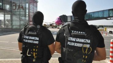 Wrocław: Cudzoziemiec nielegalnie przekroczył granicę. Wpadł na lotnisku