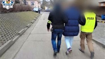 Wrocław: SMS-owy oszust wyłudził 51 tys. zł. Zobacz film z zatrzymania