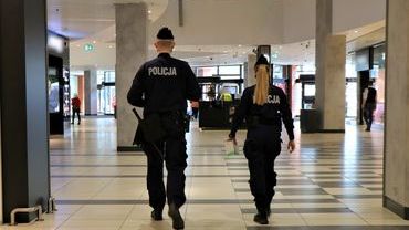 Wrocław: posypały się mandaty za brak maseczki. W weekend policja ukarała ponad 160 osób