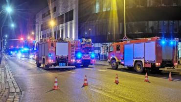 Wrocław: Pożar w Sky Tower. Ewakuowano cały budynek