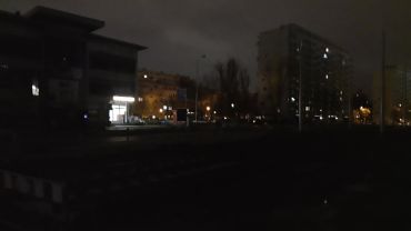 Wrocław w ciemnościach. Lampy uliczne przy wielu ulicach nie działają trzeci miesiąc
