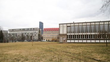 Wrocław: Radni osiedlowi znajdują prezydentowi budynki dla uchodźców