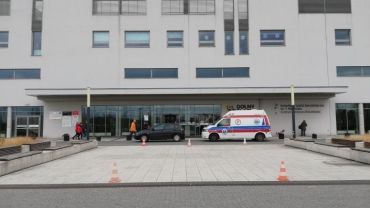 Wrocław: 13-letni Ukrainiec z ranami postrzałowymi w szpitalu. Uciekł przed wojną