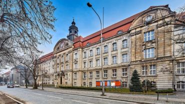 Wrocław: Orange sprzedaje zabytkowy gmach przy ul. Powstańców Śląskich. Jest list intencyjny