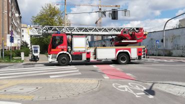 Wrocław: Bułki z Biedronki postawiły na równe nogi strażaków