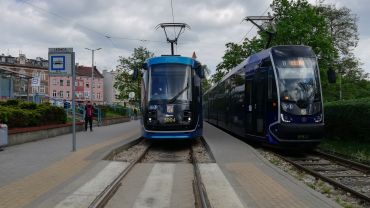 Wrocław: Tramwaje wróciły do Leśnicy [ZDJĘCIA, ROZKŁAD JAZDY]