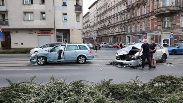 Wrocław: Wypadek na ulicy Traugutta. Jedna osoba w szpitalu